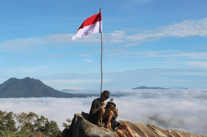 bengkayang wisata tempat terhits borneo kalimantan barat dikunjungi favorit bahari kekinian alam temukan kunjungi wajib
