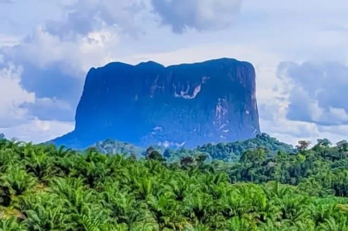 Tempat wisata terbaik di Kabupaten Ketapang