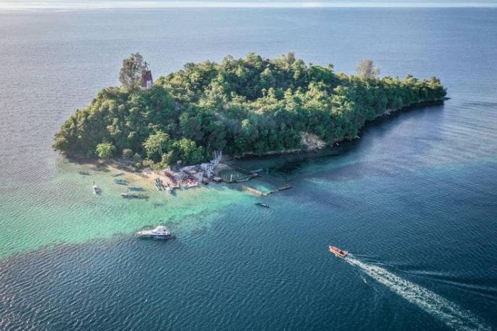 fakfak masjid tempatwisataunik tua