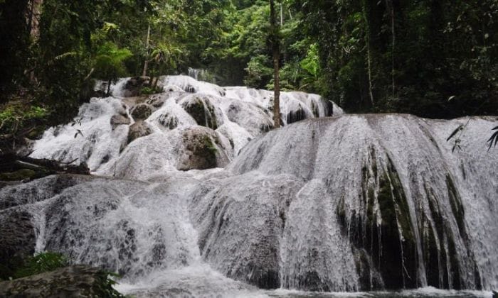 tempat wisata poso kepulauan togean nih dikunjungi