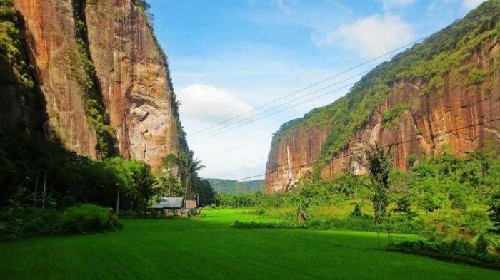 wisata semarang ungaran bandungan kabupaten jawa dikunjungi watu tengah gunung ambarawa objek destinasi menarik sekitar lokasi lerep sekitarnya jogja liburan
