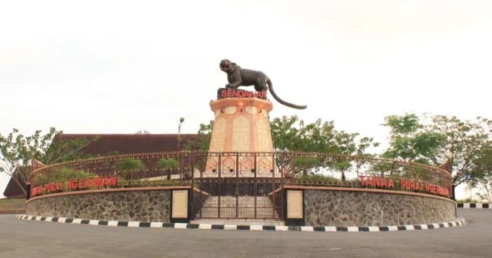 Tempat Wisata Terbaik Di Kabupaten Kutai Barat: Pesona Alam Dan Budaya