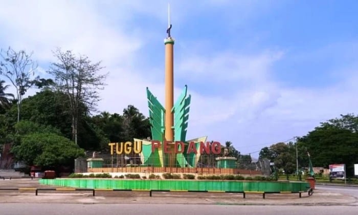 kunjungi wisata terjun merangin tempat rekomendasi banyak