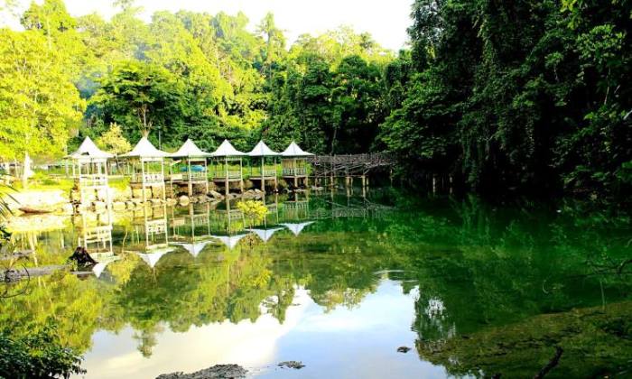 pantai kaimana wisata papua tempat