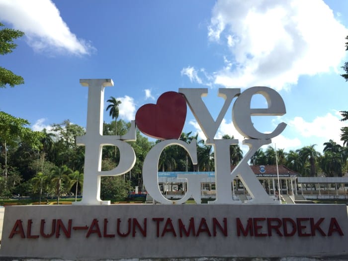 pangkal pinang wisata bangka tempat pangkalpinang dewi laut wisatalengkap klenteng goddess