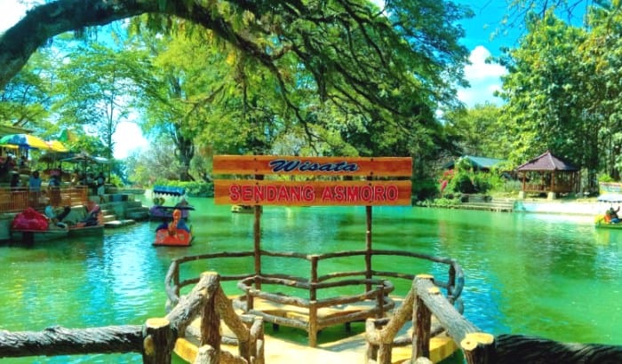 kampung warni malang tuban jodipan destinasi kota bromo perlu tokopedia surabaya sungai instagramable liburan kampong kesan