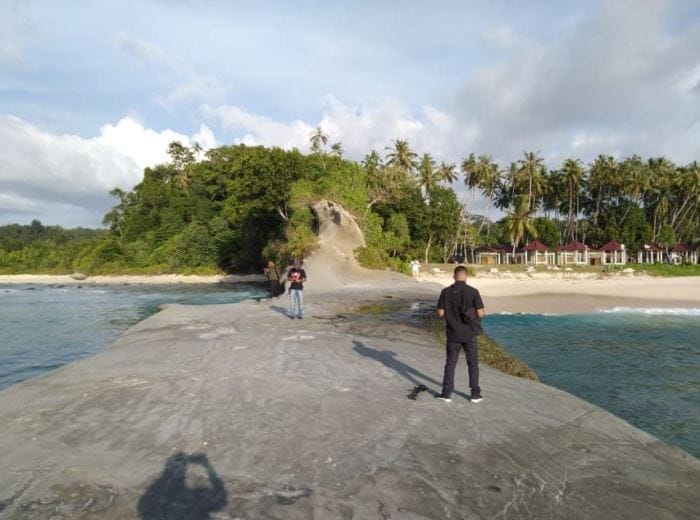 Tempat wisata terbaik di Kabupaten Simeulue