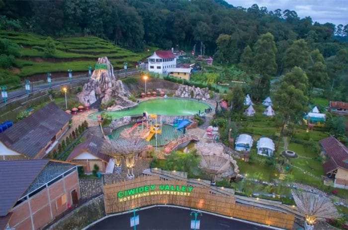 Tempat wisata terbaik di Kabupaten Sikka terbaru