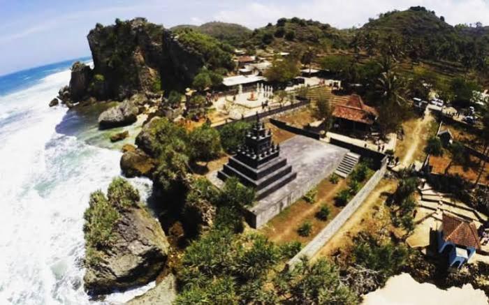 gunungkidul wisata tour pindul goa yogyakarta gunung kidul paket destinasi ke pantai favorit paling